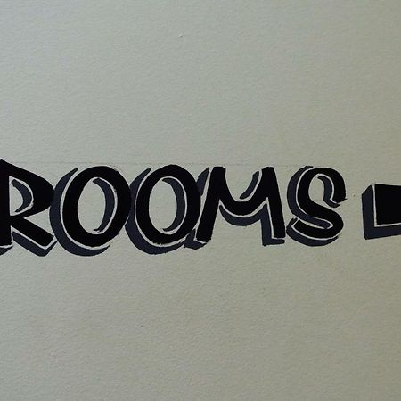 Rooms At Martha Jones Pwllheli Exterior foto